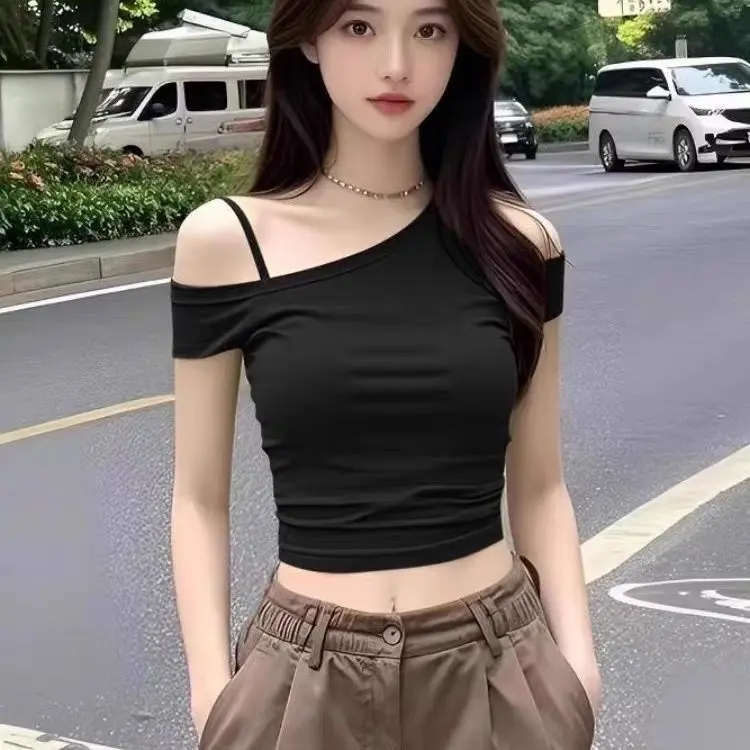 Red Off Shoulder Short Sleeve Tee Women Slim Fit One shoulder T shirt Sexy Thin Strap Crop Top Spring Summer Outerwear