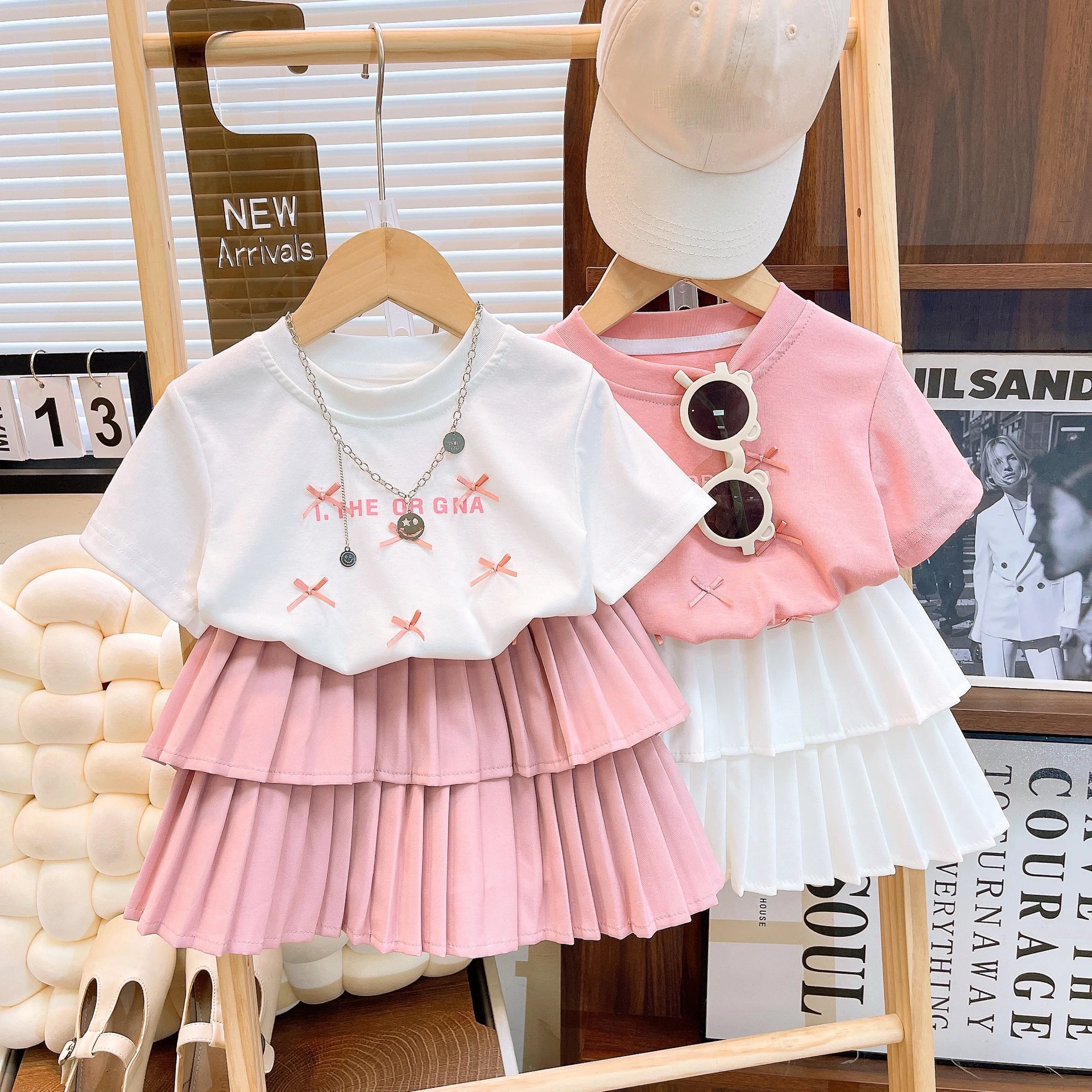 Girl\'s Sports Clothing Sets 2024 New Cute Girl Bow Letter Casual Short Sleeved Top+Cake Pleated Skirt Fashion Kids Outfit