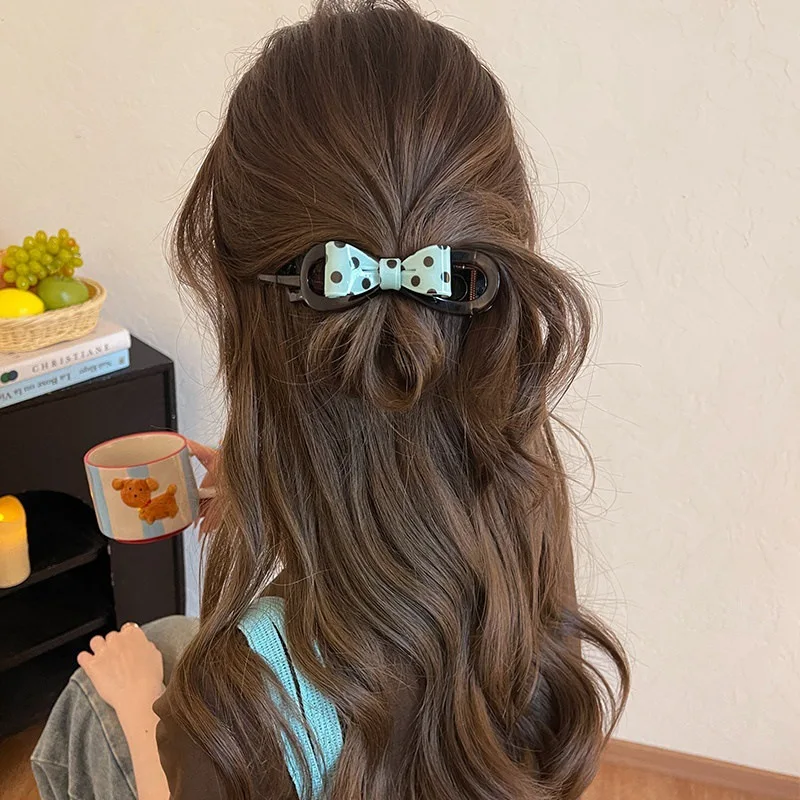Fresh Light Green Polka‑Dot Bow Twisted Hair Clip, Gentle Playful Daily Aesthetic Hair Accessories