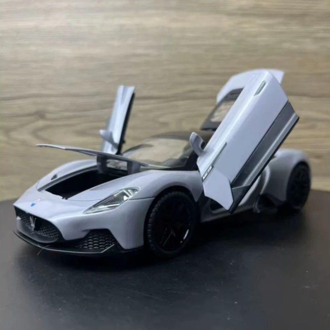 1:22 Maserati MC20 garçon son et lumière retirer jouet en métal simulation pour enfants modèle de voiture en alliage modèle de voiture jouet cadeau pour enfants.