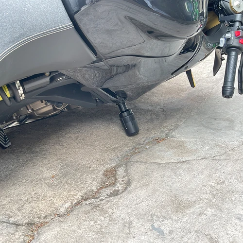 Imagen 2 del producto Para Benelli 502C TRK251 BN300 TNT300 BN600 TNT600 Leoncino 500 deslizadores de marco de motocicleta Protector de almohadilla de choque protección contra caídas