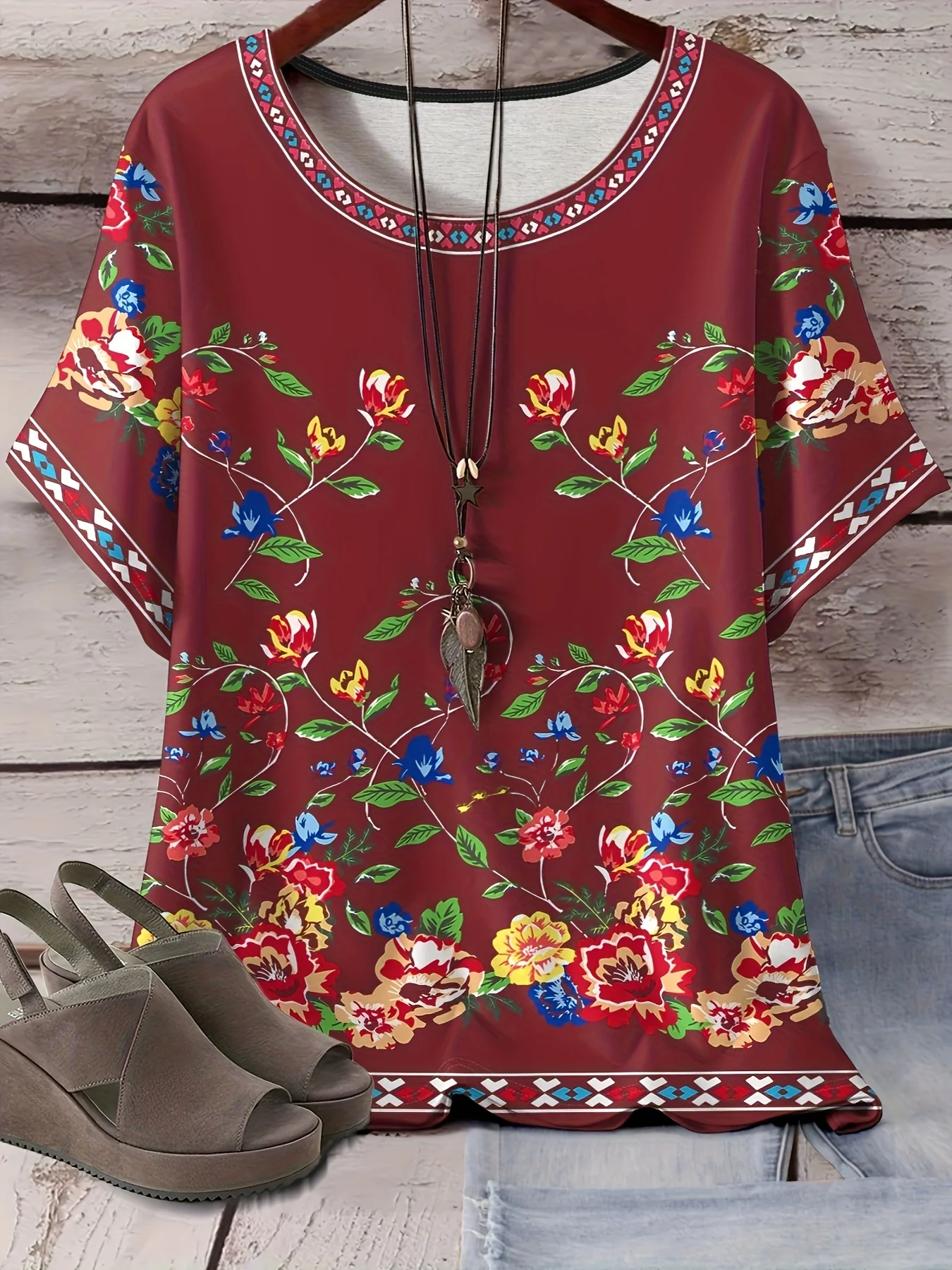Women Ethnic Colorful Floral Vine Print T‑Shirt Short Sleeve Crew Neck Casual Loose Summer Tops