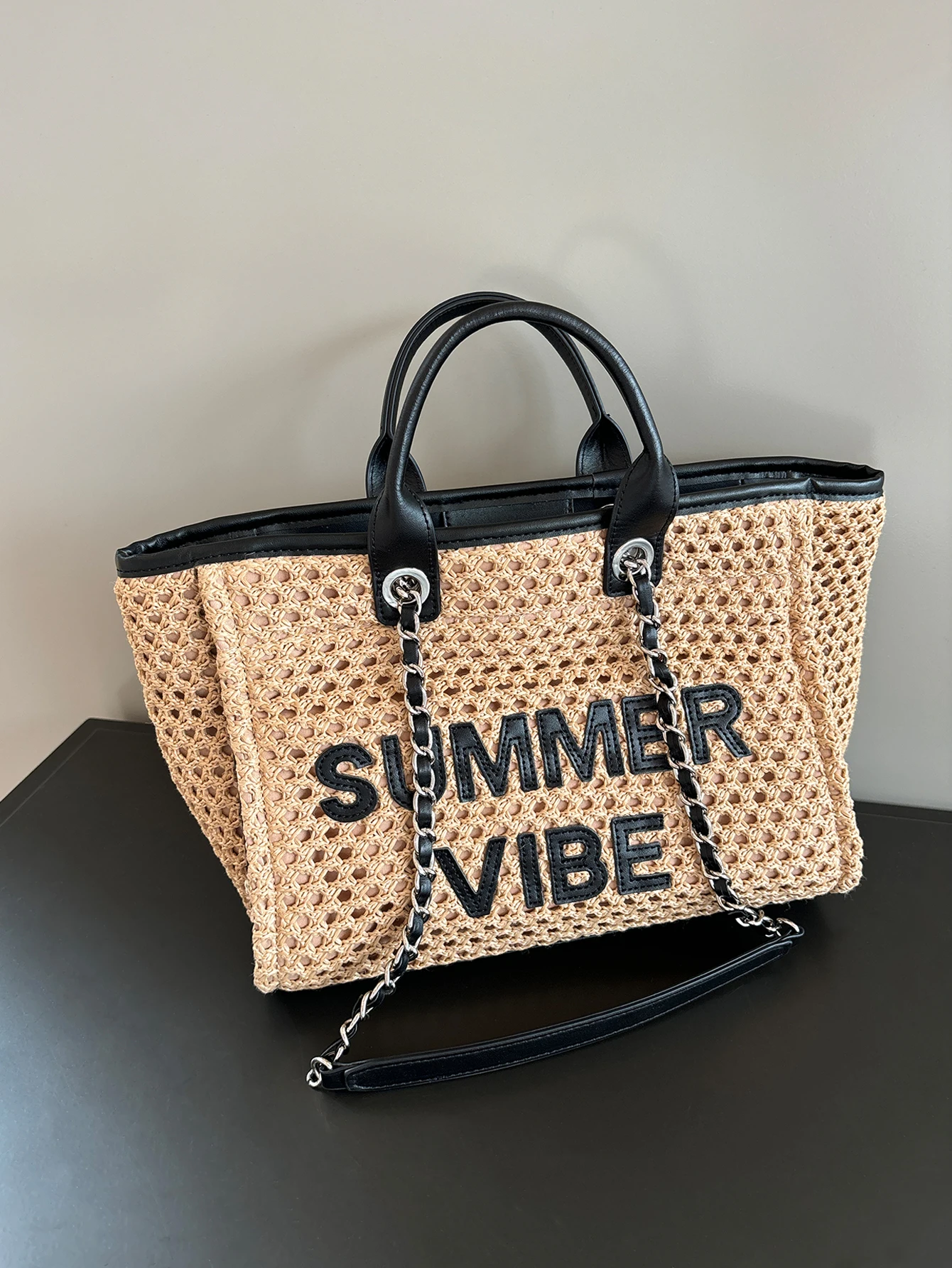 

Модная женская сумка-тоут большой вместимости на весну/лето 2026 года, в стиле ретро, с цветовыми блоками, на цепочке, на одно плечо, из кожи с эффектом потертости