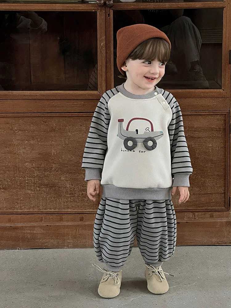 

Baby Boy Winter Stylish Outfit Infant Fleece Thickened Cartoon Pullover Sweatshirt Boys Striped Two-Piece Set aClass