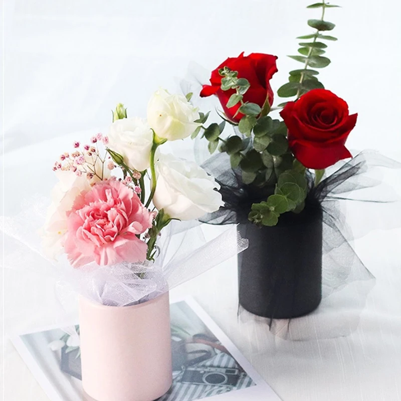 Mini Flower Bucket Round Hug Bucket Gift Box Bouquet Packaging Cylindrical Flower Box DIY Wedding Valentines Day Gift 6.5*7.5CM