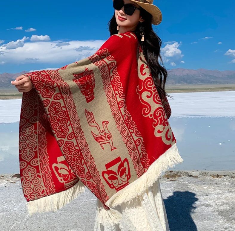 

Traveling Poncho Women's Poncho Shawl Ethnic Style Tassels Cloak Winter Warm Jacquard Outdoor Decoration Men Cape Blanket Cape
