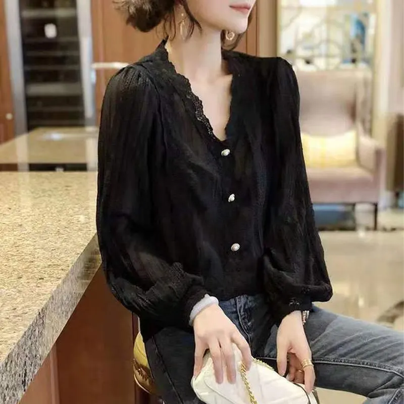 Fairy Wind Solid Color Lace Spliced Shirt Spring Autumn Long Sleeve Women's Hollow Out Chic Pearl Button Korean V-Neck Blouse