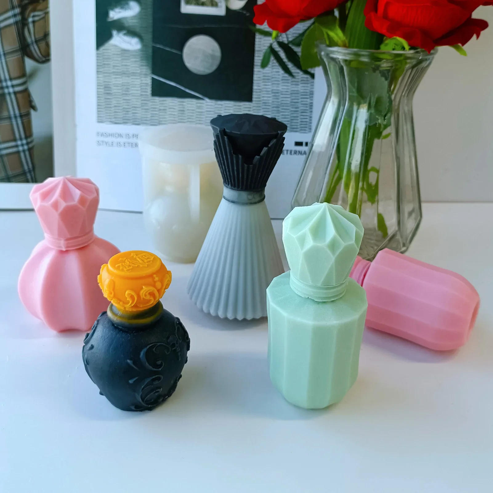 Retro Perfume Bottle Silicone Mold DIY Candle Plaster Ornaments Mould Handmade Soap Candle Making Home Decoration