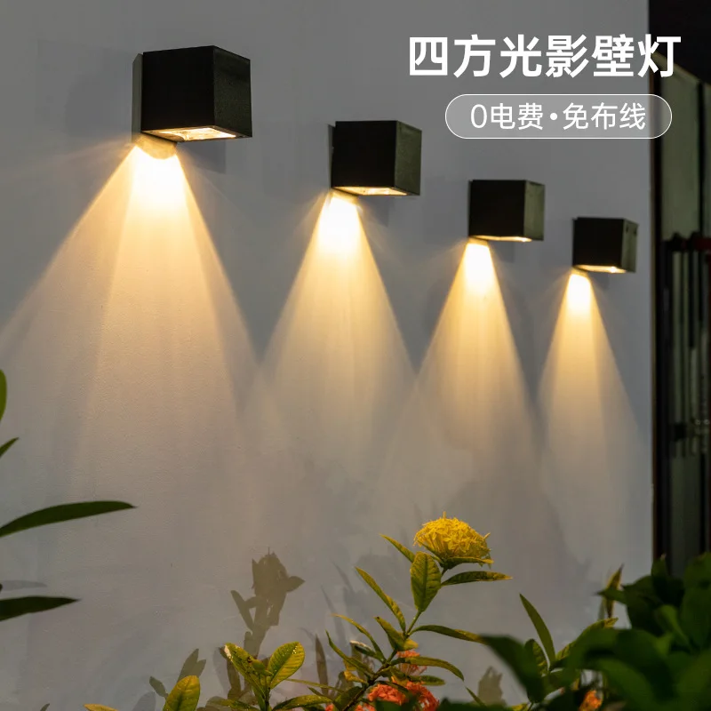 lampe-murale-solaire-d'ambiance-pour-exterieur-jardin-cour-cloture-eclairage-rural-nouvelle-maison-petite-veilleuse-carree