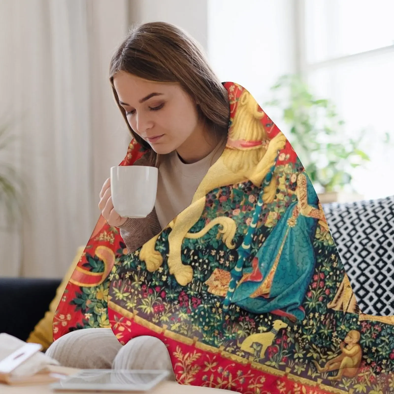 LADY AND UNICORN Taste, Red Green Fantasy Flowers,Animals Throw Blanket Luxury Throw for sofa Designers heavy to sleep Blankets