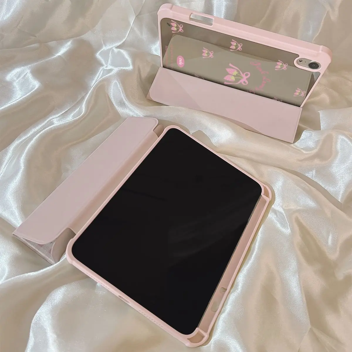 Simple Pink Polka Dot Cream Cherry For iPad 11th A16 10 9 8 7 5 Pro 13 11 M5 M4 M3 M2 12.9'' Air  4 3 2 1 Mini 7 6 8.3'' Cover