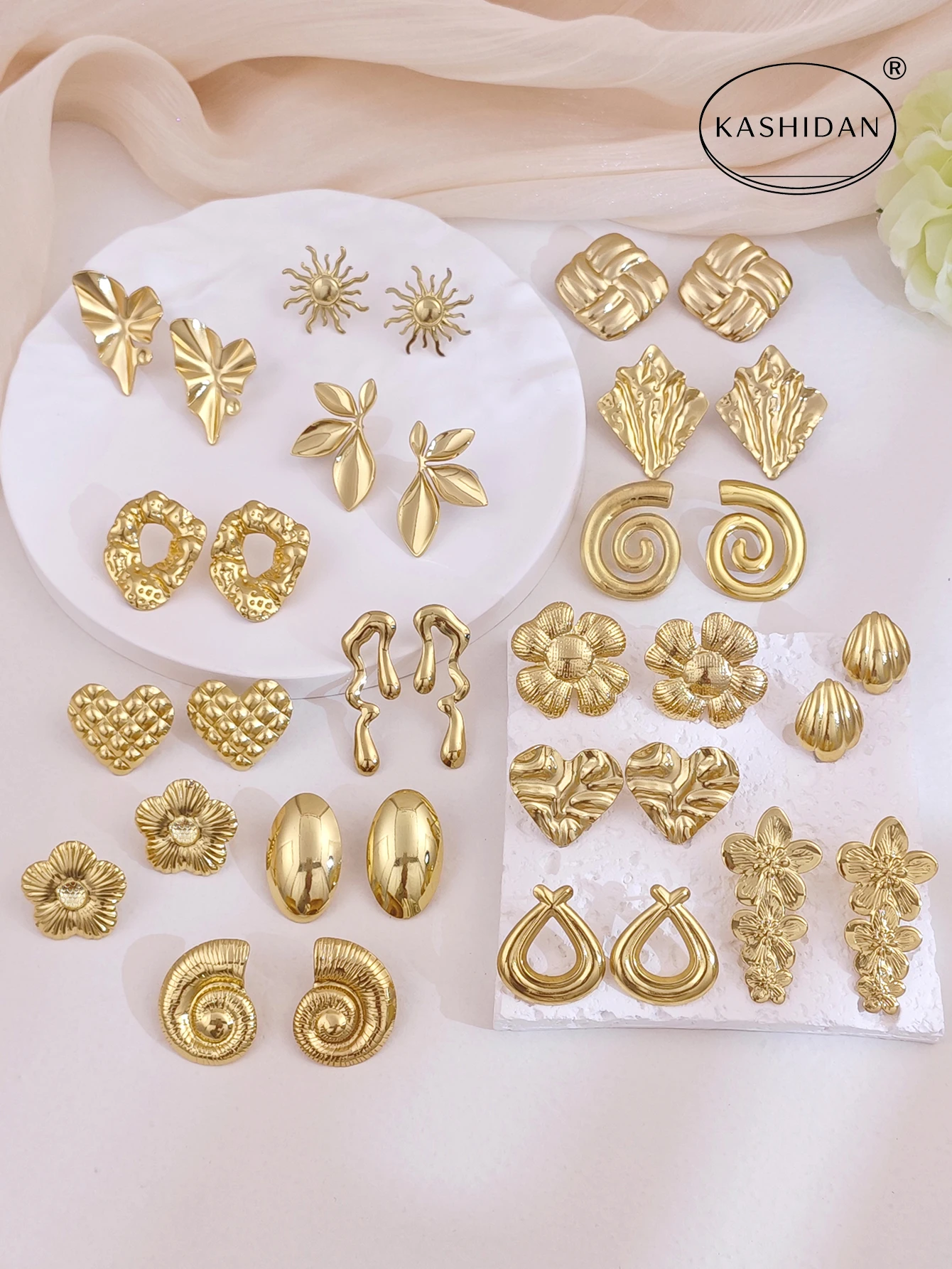 French Vintage Gold Color Metal Earrings Set Trendy Shell Swirl Spiral Geometric Studs Assorted