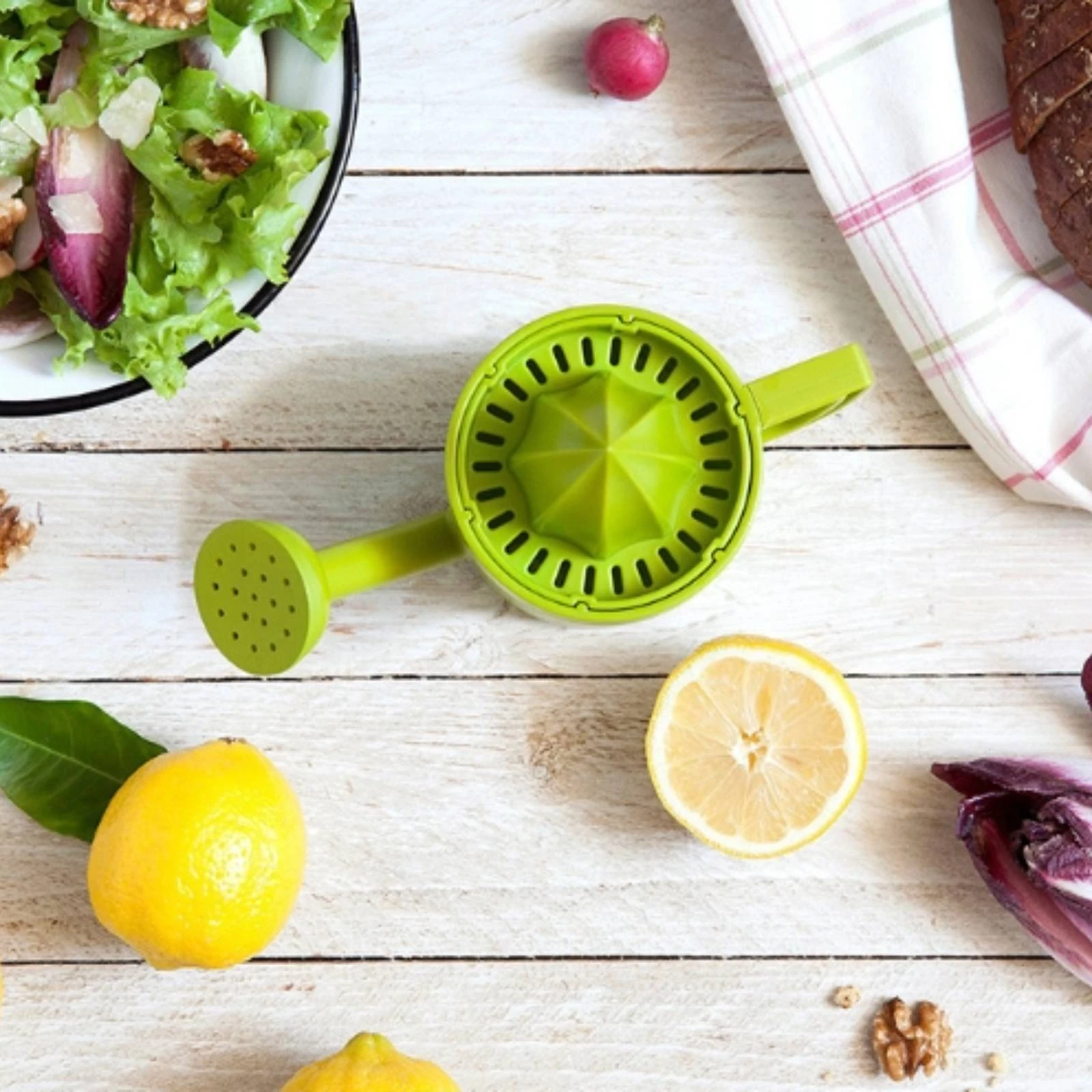 Manual Lemon Juicer Green Lemon Juicer Citrus Press Angled Spout Manual Citrus Press Watering-Can Shaped