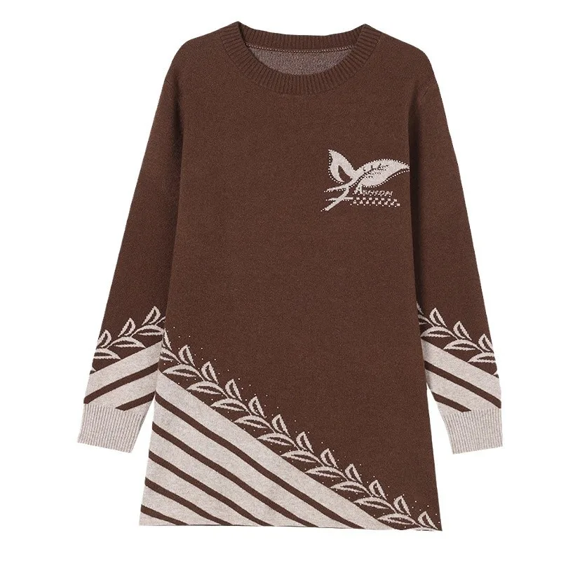 2025 Autunno Inverno Nuovo maglione pullover lavorato a maglia lungo Donna di mezza età O-Collo Maglione a maniche lunghe Maglione jacquard femminile Femme