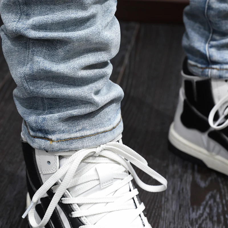 Latest designer fashion new men's jeans stretch slim fit high street hip-hop brand retro light blue pantshombre