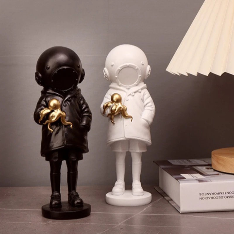 

Black and White Banksy Deep-sea Girl Resin Crafts Decoration Home Living Room Porch TV Cabinet Decoration