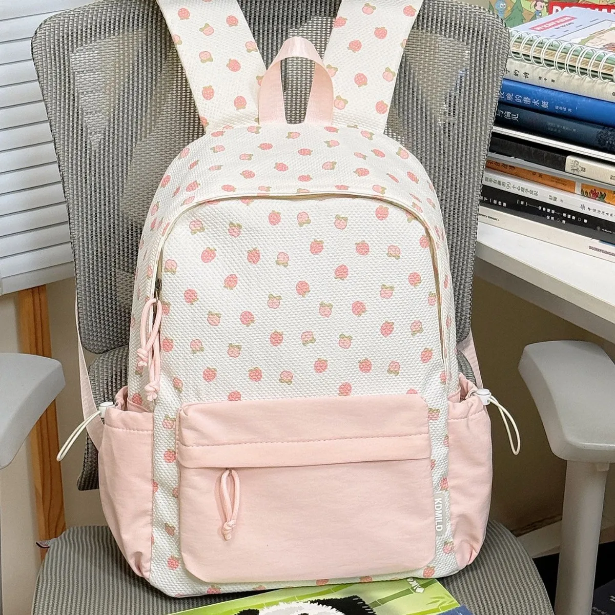 Cute Lightweight Daily School Backpack for Teenage Girls Casual Travel Daypack School Bag for Junior Senior High School Students