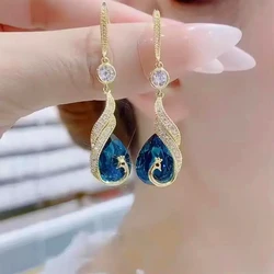 Unique Design Micro-paved Zircon Peacock Blue Crystal Pendant Gold Color Ear Hook for Women Elegant Exquisite Girls jewelry