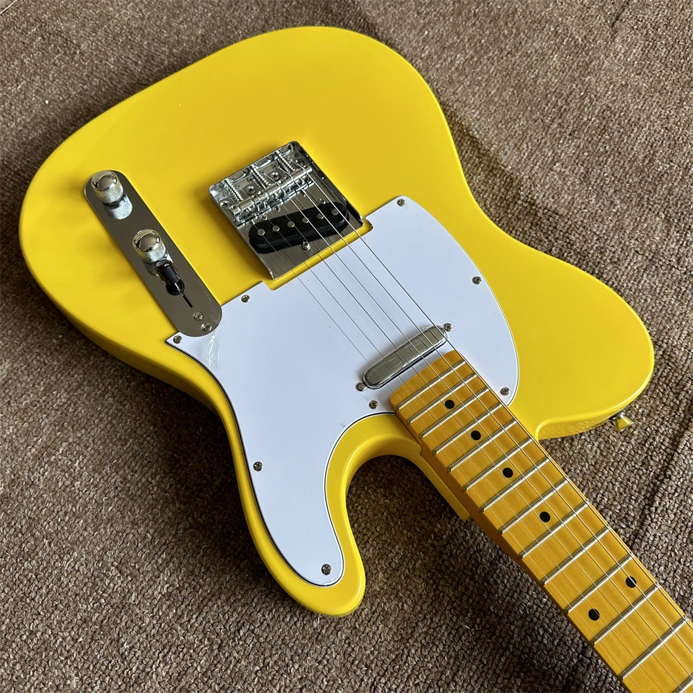 Guitare électrique jaune avec manche en érable, matériel chromé, livraison rapide, en stock