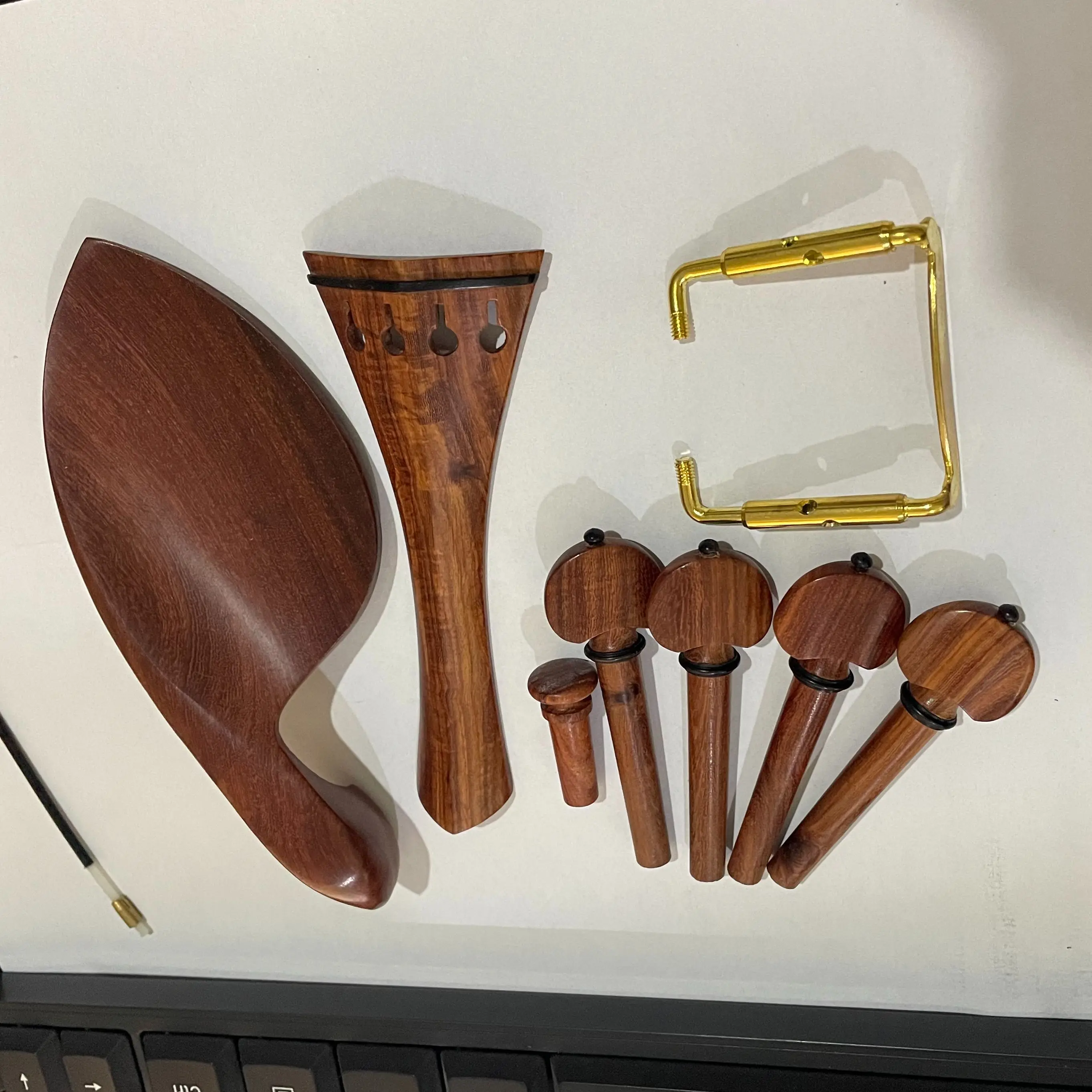 Violin Natural Ebony Wood Accessories, Parts Fittings,Tailpiece, Tuning Pegs, Endpins, Chin Rest, Chin Holder, High Quality, 4/4