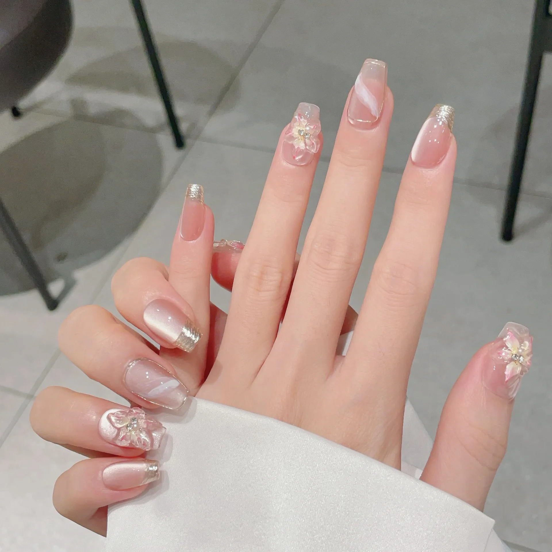 

10 шт., носимые ногти ручной работы, высококачественные накладные ногти во французском стиле, цветок тюльпана, наклейки для ногтей «кошачий глаз», доспехи