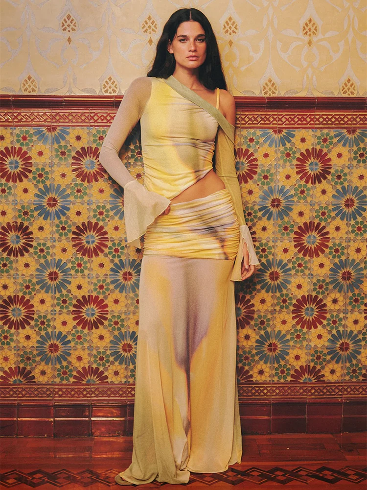 

Комплект из двух предметов с принтом, женская футболка на одно плечо с длинным рукавом и макси-юбка, одинаковые комплекты, женский элегантный комплект с платьем с принтом