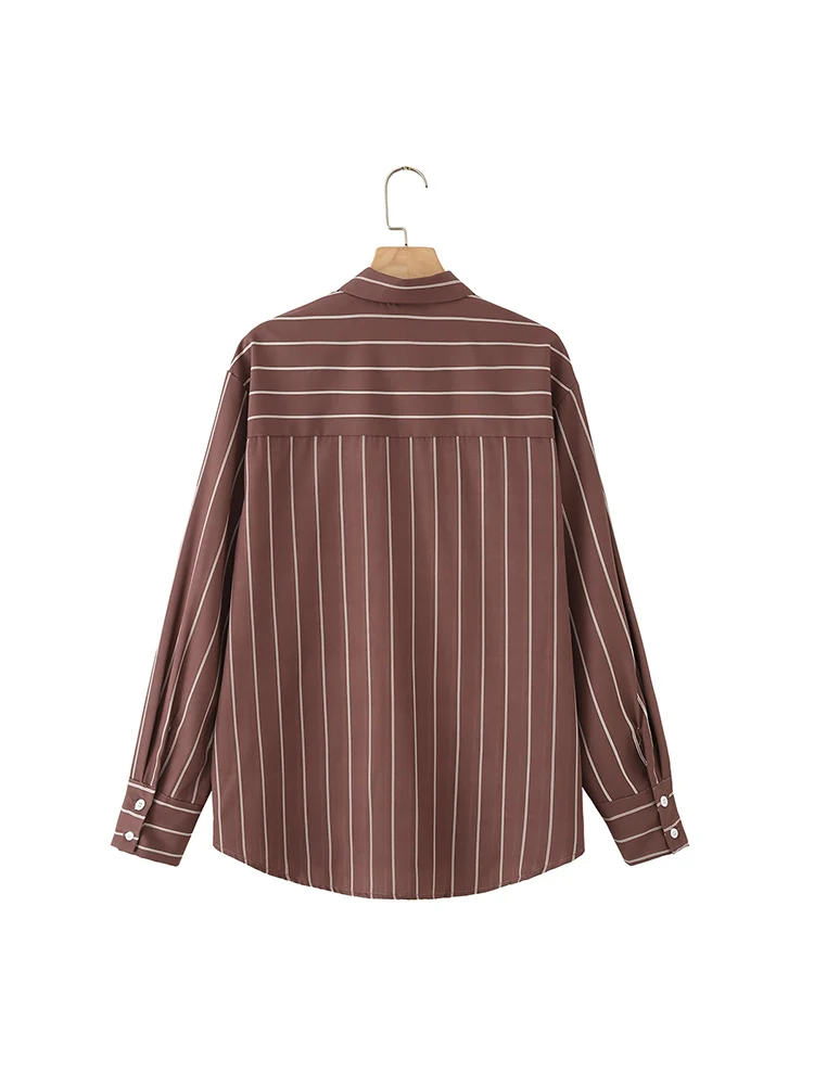 Kemeja wanita bergaya Eropa, serbaguna, elegan, kasual, lengan panjang, bergaris, dengan saku dan kerah.