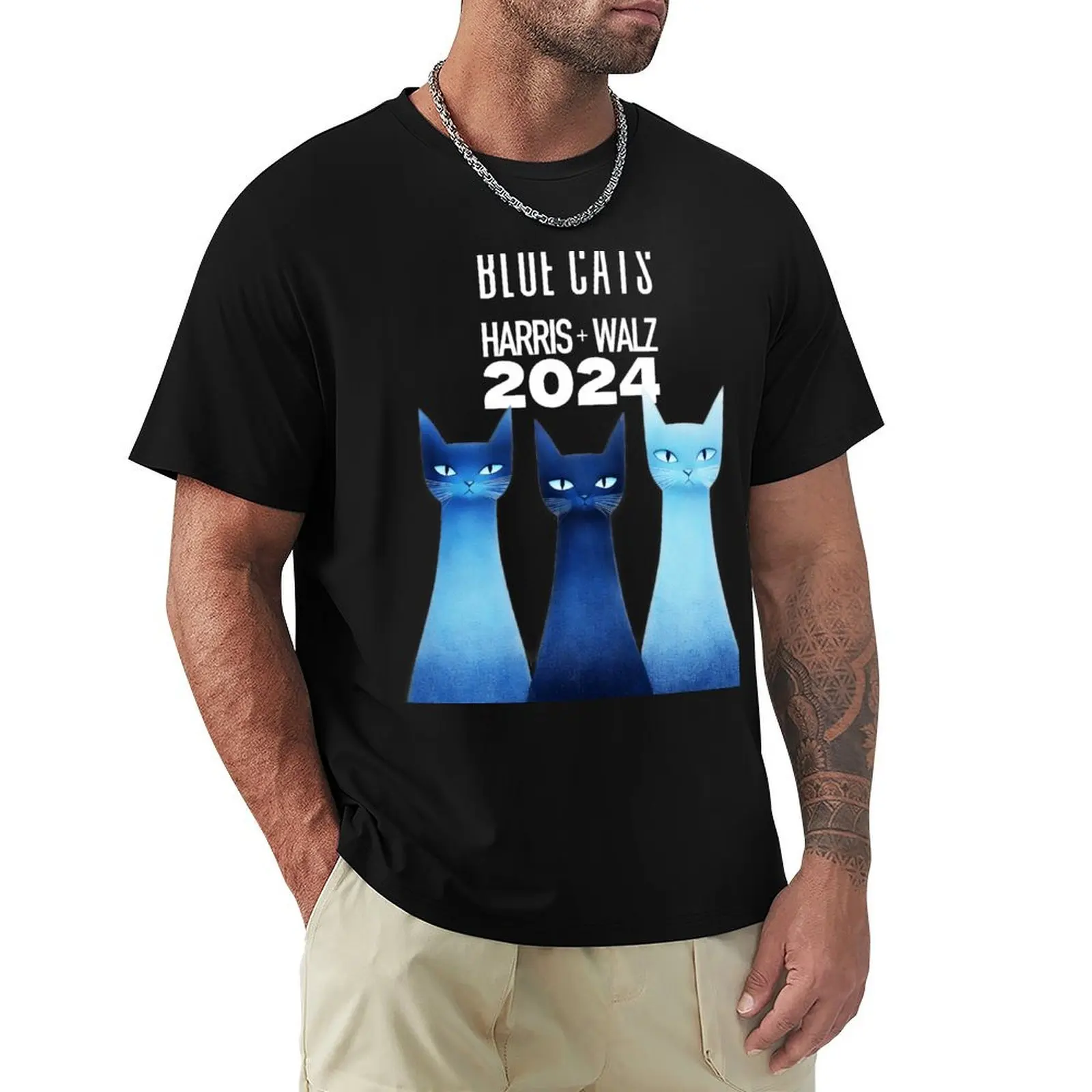 Blue Cats : Les amoureuses des chats, joyeuses !… T-shirt Paws for Unity Harris Walz 2024 sur fond foncé, T-shirt imprimé de style moderne