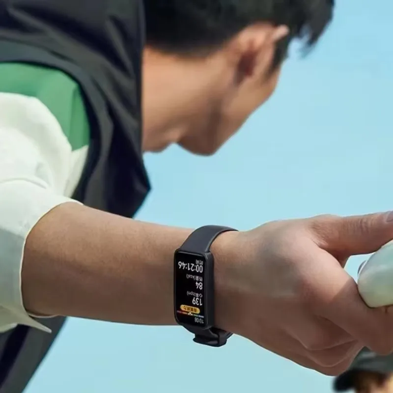 الأصلي هواوي الفرقة 8 الذكية الفرقة طوال اليوم الأكسجين في الدم 1.47 ''AMOLED شاشة معدل ضربات القلب Smartband 2 أسابيع عمر البطارية