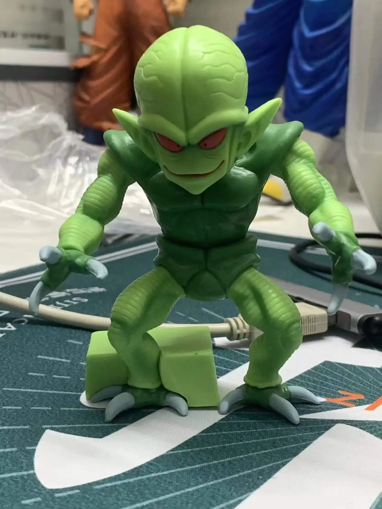 Figuras de acción de Dragon Ball Saibaimen de 10cm, modelo de articulación móvil, muñeca verde vegetal, hombre, juguete para regalo coleccionable, superventas