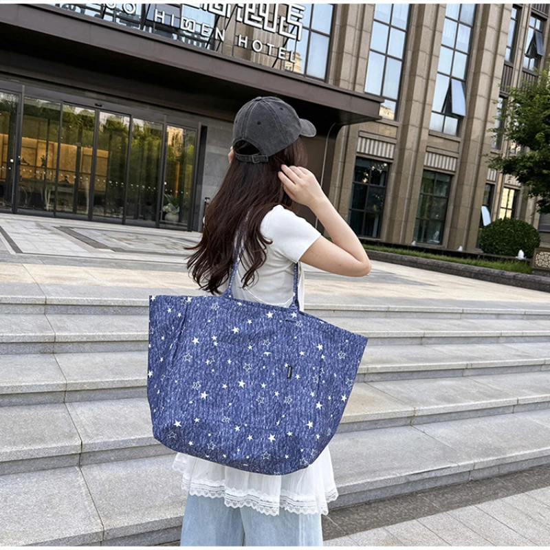 Koreanische Tragetasche mit Sterndruck, Damen-Shopper-Schultertasche, geräumige Handtasche für den täglichen Gebrauch, einfarbig, vielseitig, minimalistisch – Detail 17