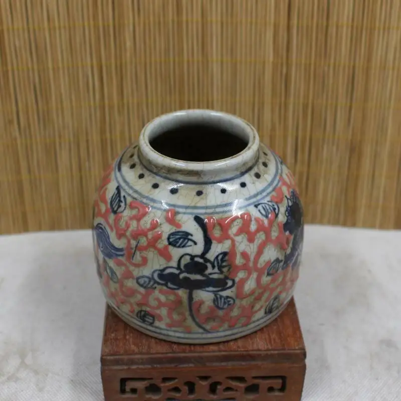 Chinese Blue and White Porcelain Pot Yuan Red Glaze Handpainted Kylin Design Jar