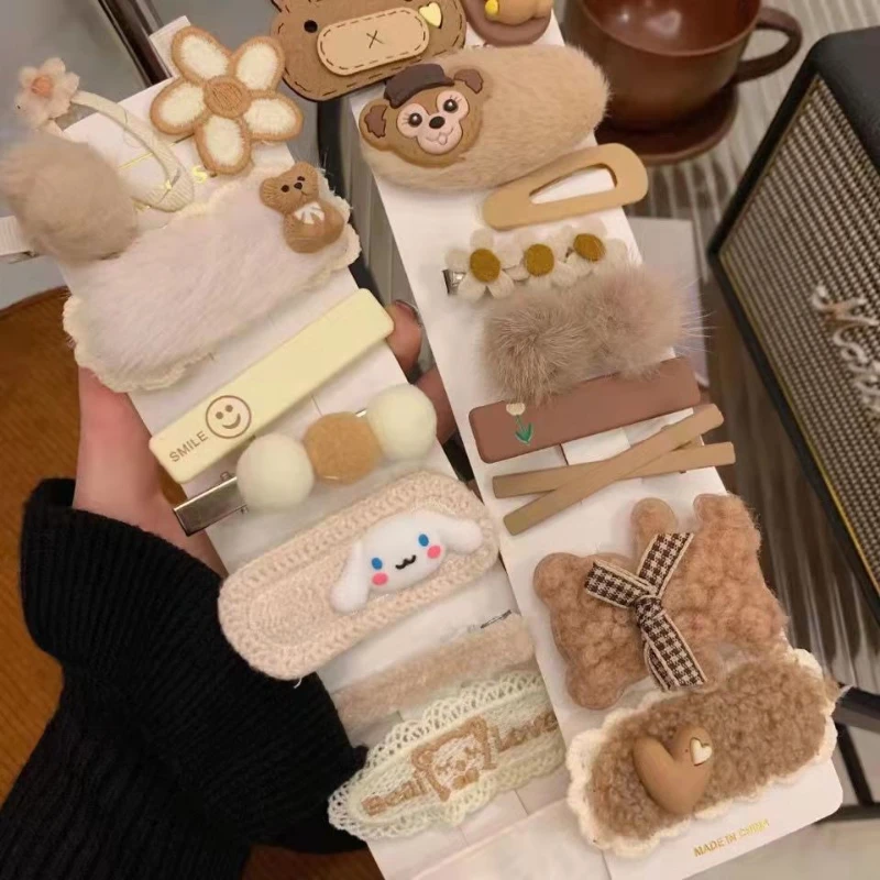 

2PCS Autumn Milk Coffee Color Plush Bear Hairpin Handmade Girl Versatile Hairpin Sweet BB Clip Hair Accessories