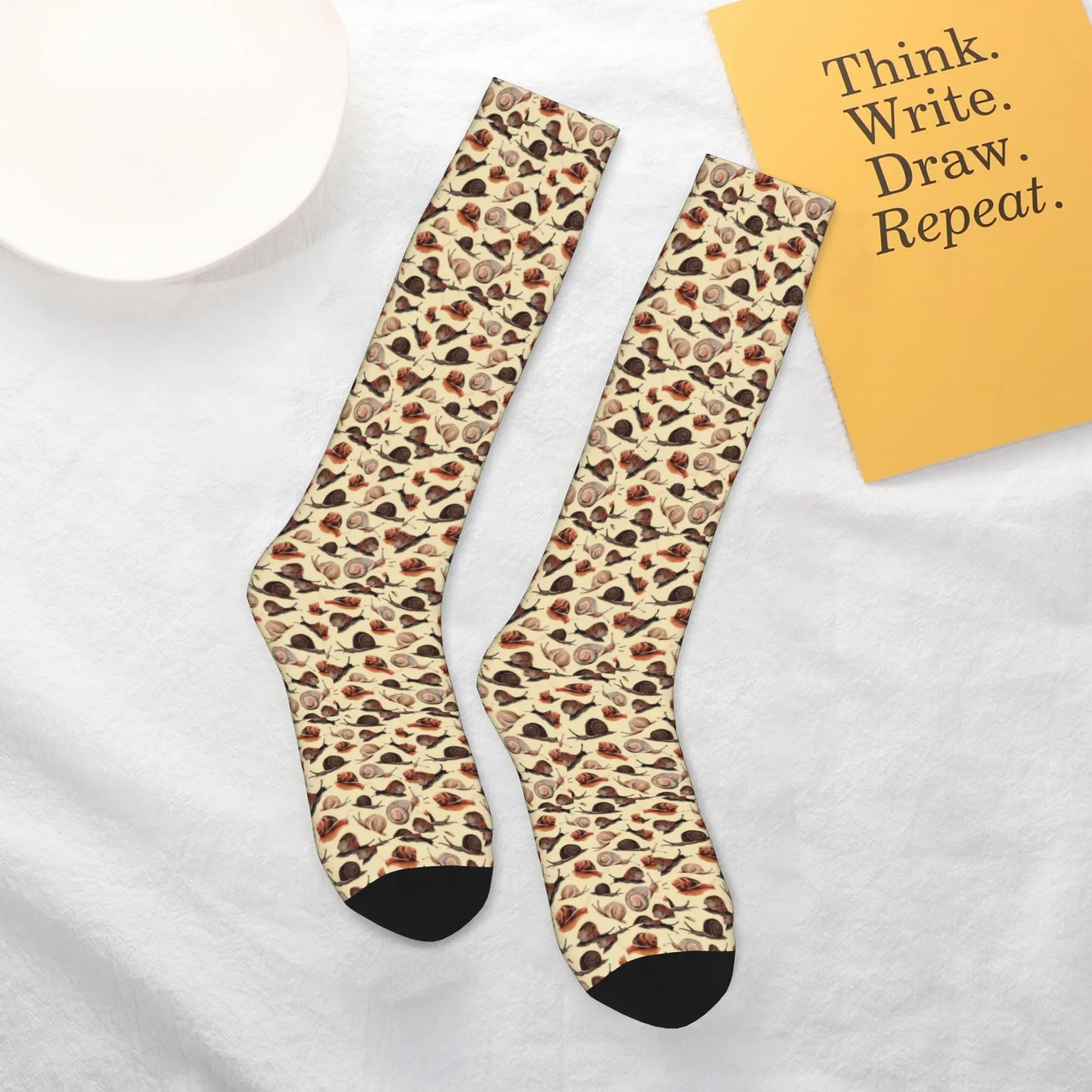 

All Seasons Crew Stockings A Slew of Snails Socks Harajuku Fashion Hip Hop Long Socks Accessories for Men Women Christmas Gifts