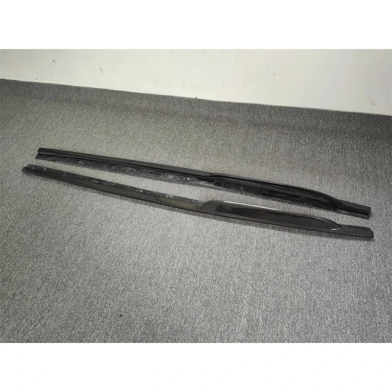 

High Quality Carbon Fiber Side Skirts Extension For R8 V10