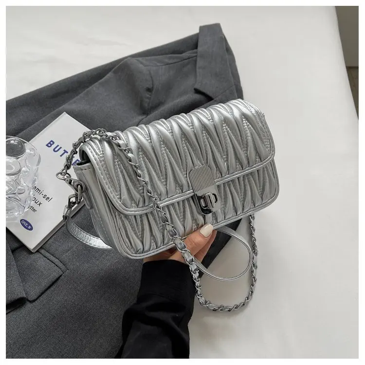 

2025 New Women's High-End Rhombus Chain Bag - Niche Design Summer Small Square, Popular Shoulder Messenger
