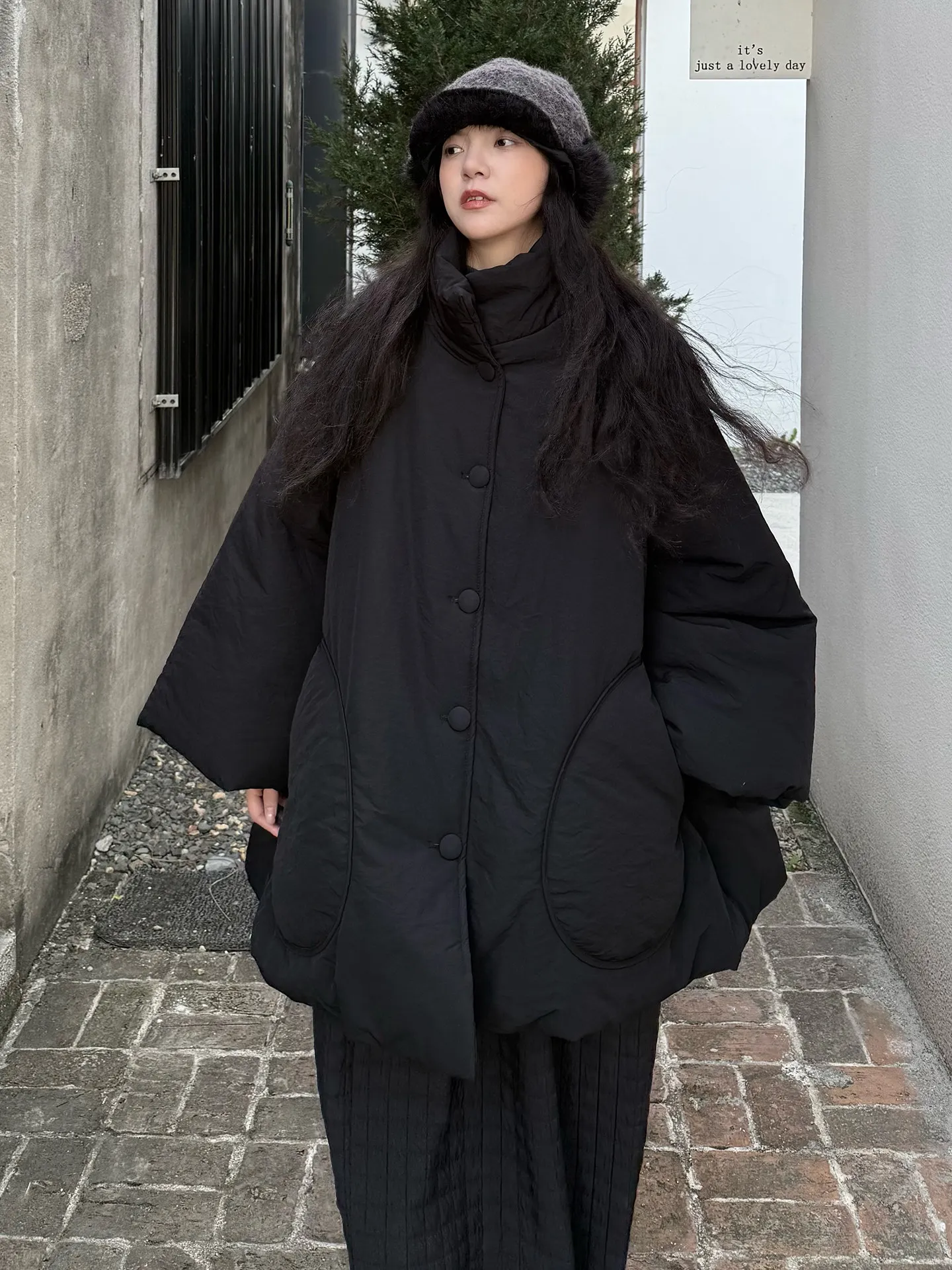 2026 Winter New Women's Down Cotton Jacket Loose Windproof Flower Bud Coat