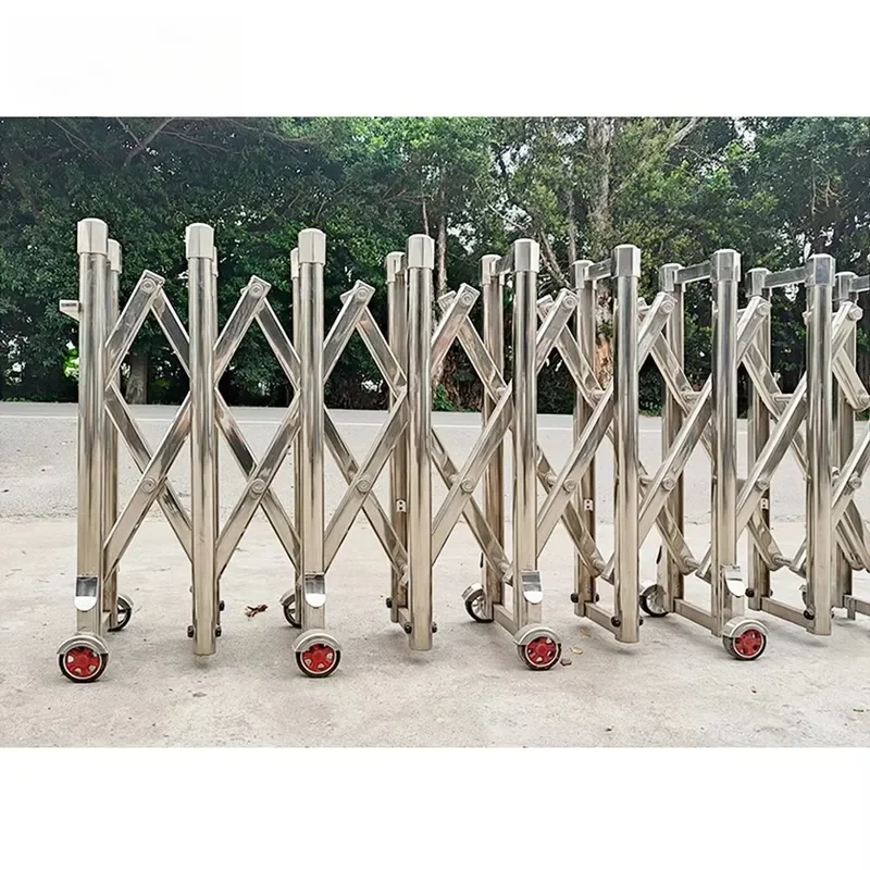 Factory Manufacturer Movable Isolation Fence Guardrail Custom Designed Retractable High Quality Park Road Safety Barriers
