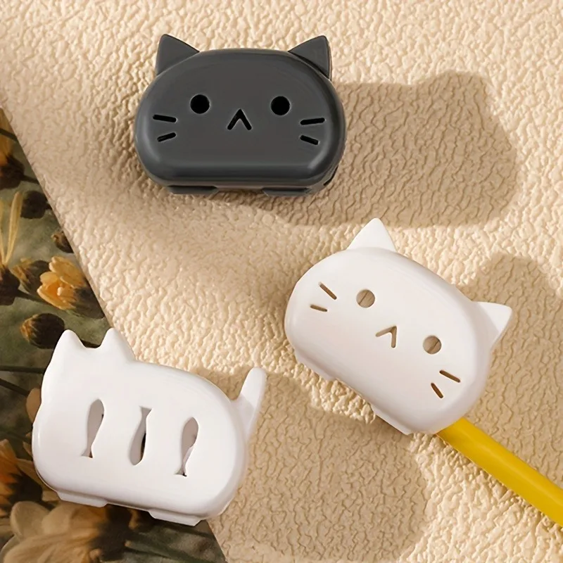 Kawaii Kitty Zahnbürstenschutzkappen 4 Stück Tragbare Belüftete Zahnbürstenkopf-Abdeckung Staubdichte Zahnbürstenhalter-Abdeckung für Reisen
