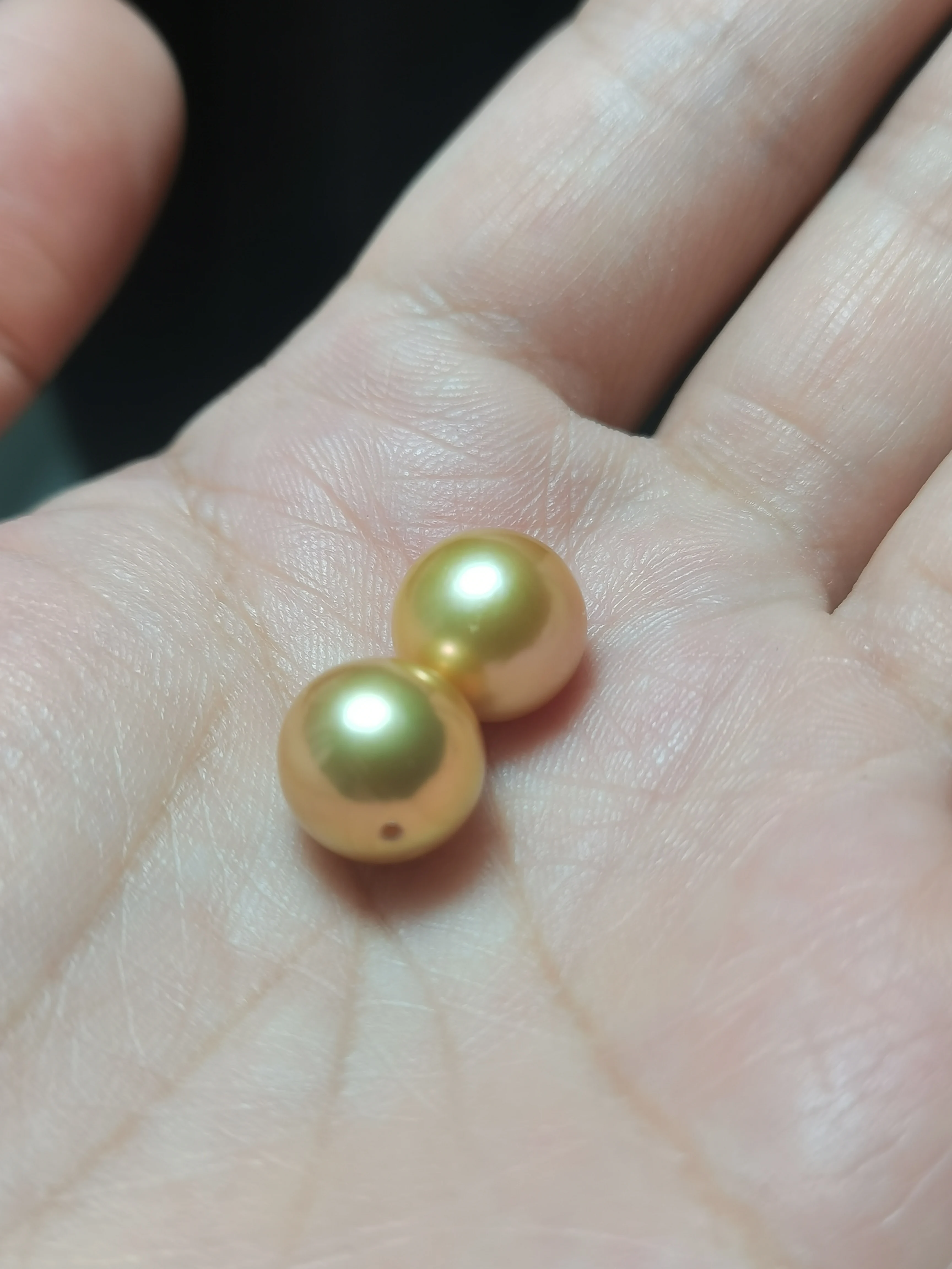 Authentic Match Pair AAAAA+10-11mm Round Bulk Gold Nanhai Pearl Half Diamond