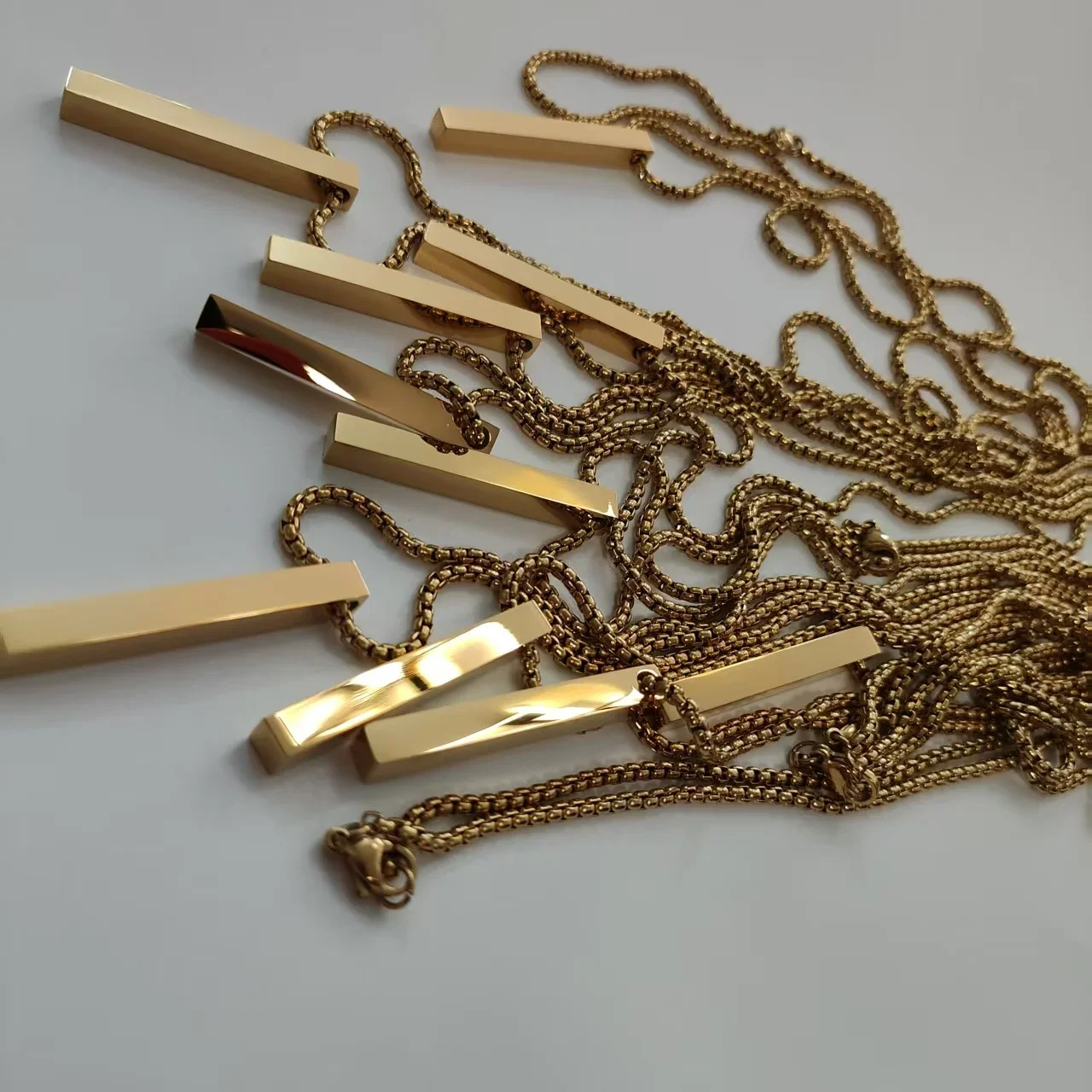 Customized 304 stainless steel pendants, keychains, necklaces, and other jewelry items