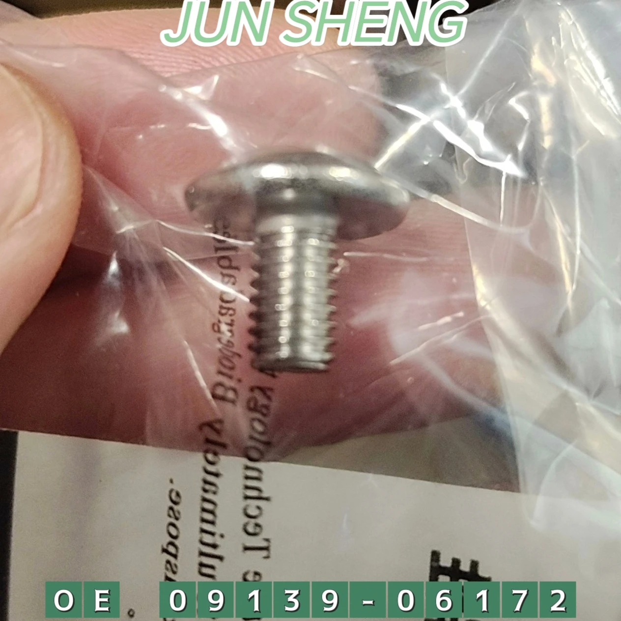 

0913906172 Upper guard plate screw For Suzuki RM-Z250 RM-Z450 Exhaust Heatshield Mounting Screw 09139-06172