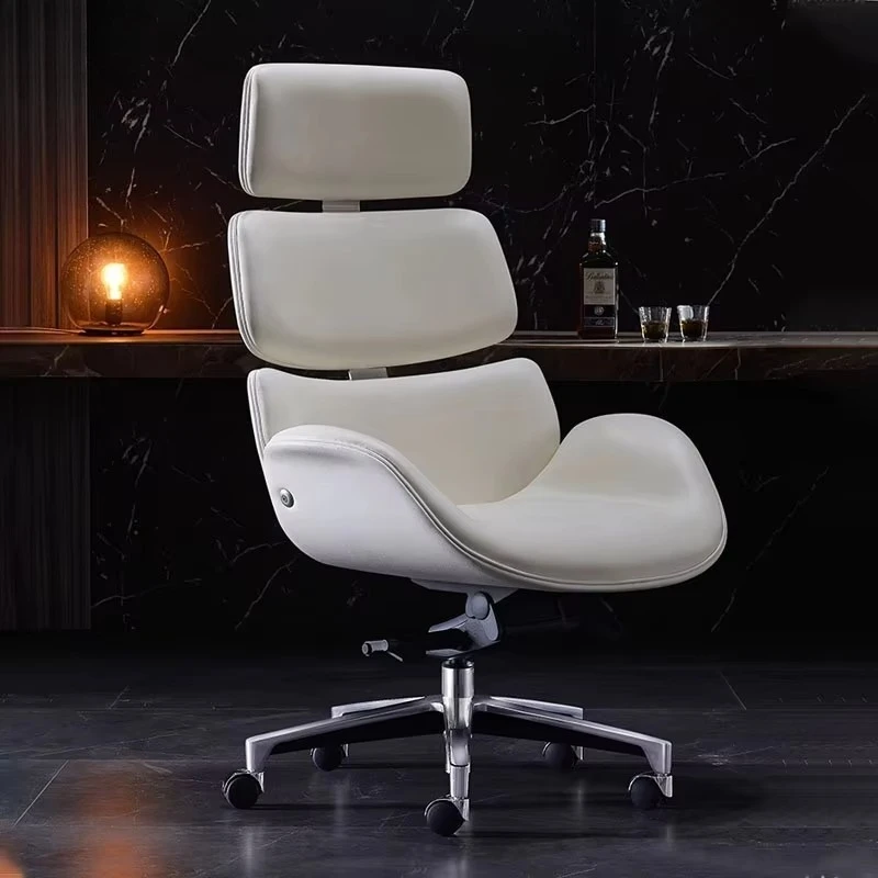 High Quality Large Ergonomic Swivel Office Chair Leather Cushioned Executive Waiting Area Luxury Chair
