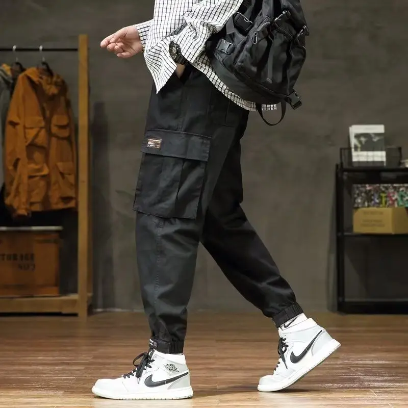 Street Casual Stickers Large Pocket Men's Cargo Pants New High-quality Loose Harun Bind One's Feet Male All-match Trousers 2023