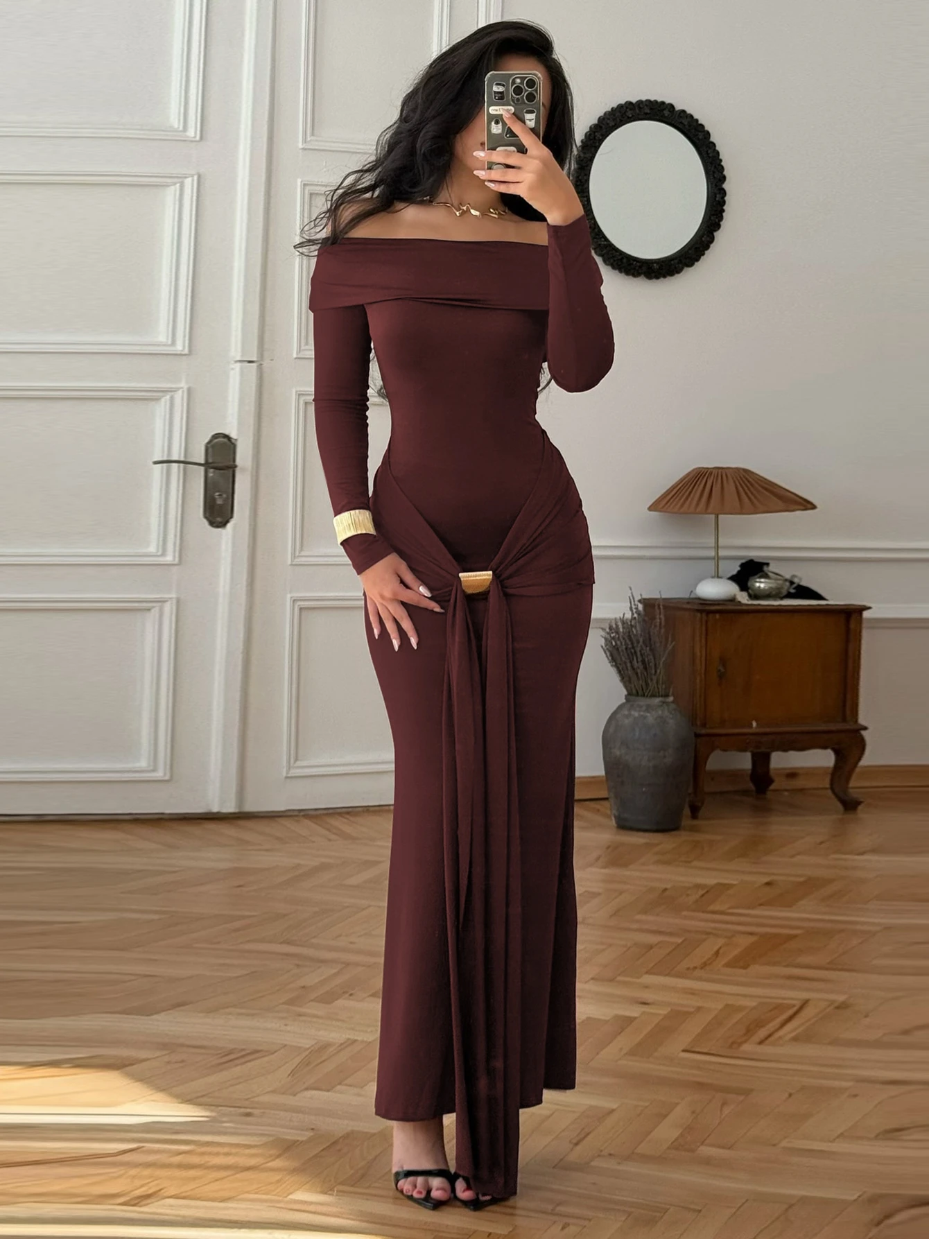 Dulzura الخريف موضة قبالة الكتف كم طويل عارية الذراعين Ruched الشريط فستان طويل المرأة مثير فستان أنيق ملابس الحفلات والنوادي