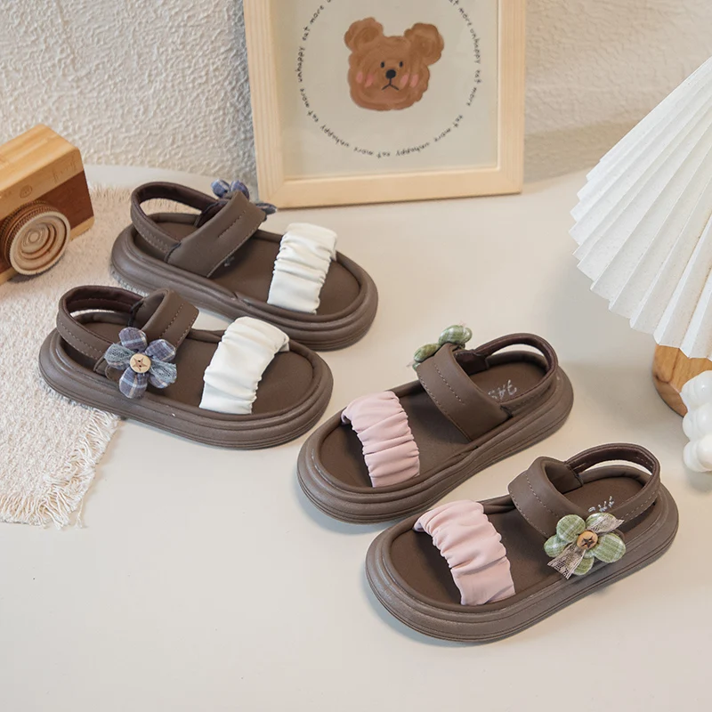 Little Girls Chunky Beach Sandals 2026 New Summer Kids Pleated Strap Leather Sandals Non-slip Simple School Outdoor Daily Wear
