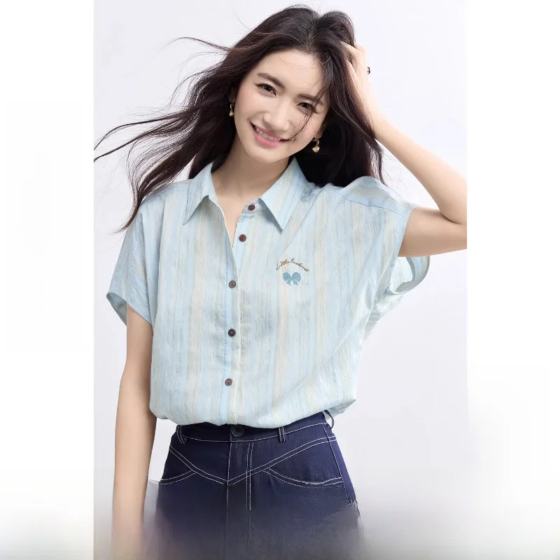 

Summer Lightweight Oxygen Age-Reducing Blue Shirt Women's Loose Striped Top Small Shirt Embroidered Letter Turn-down Collar