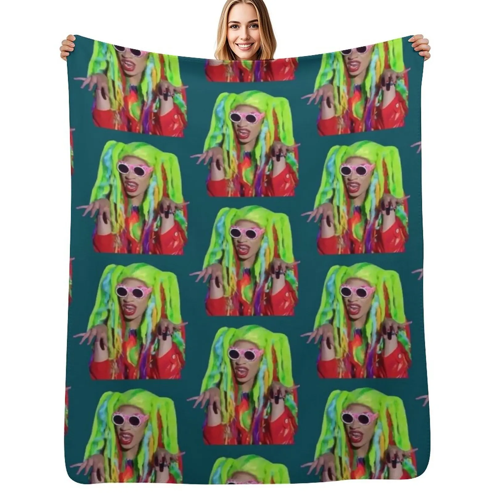 

Yvie Drag Race Oddly Throw Blanket Summer Beddings Comforter Bed Fashionable Sofa Quilt Blanket