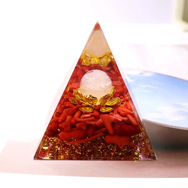 Wholesale Water Gold Ball Pyramid Crystal Crushed Stone Resin Home Desktop Handmade Ornament Auspicious Feng Shui