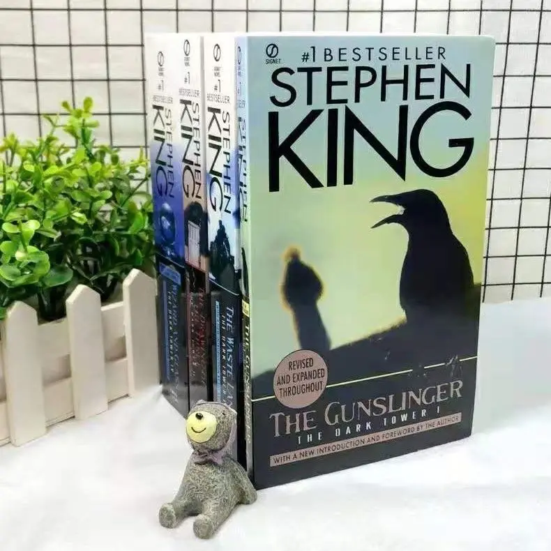 4 BUKU/Set Stephen King Witch dan Seri Kaca Novel The Gunslinger The Dark Tower (1-4) Buku Bahasa Inggris untuk Remaja Dewasa